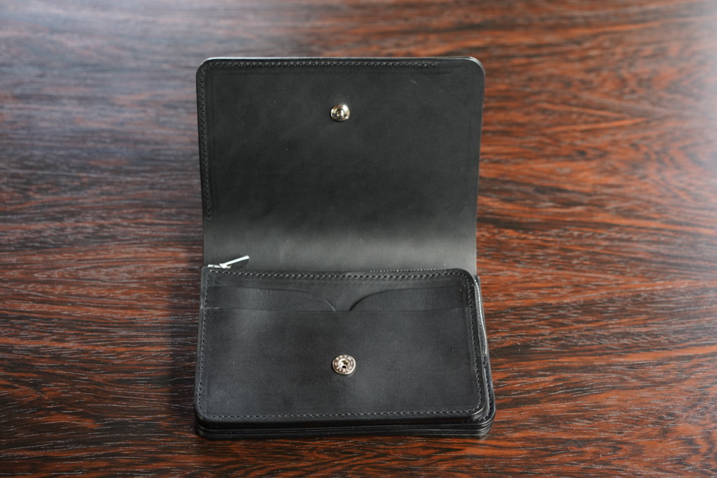 保護』 forme Short Wallet Cordvan Navy メンズ