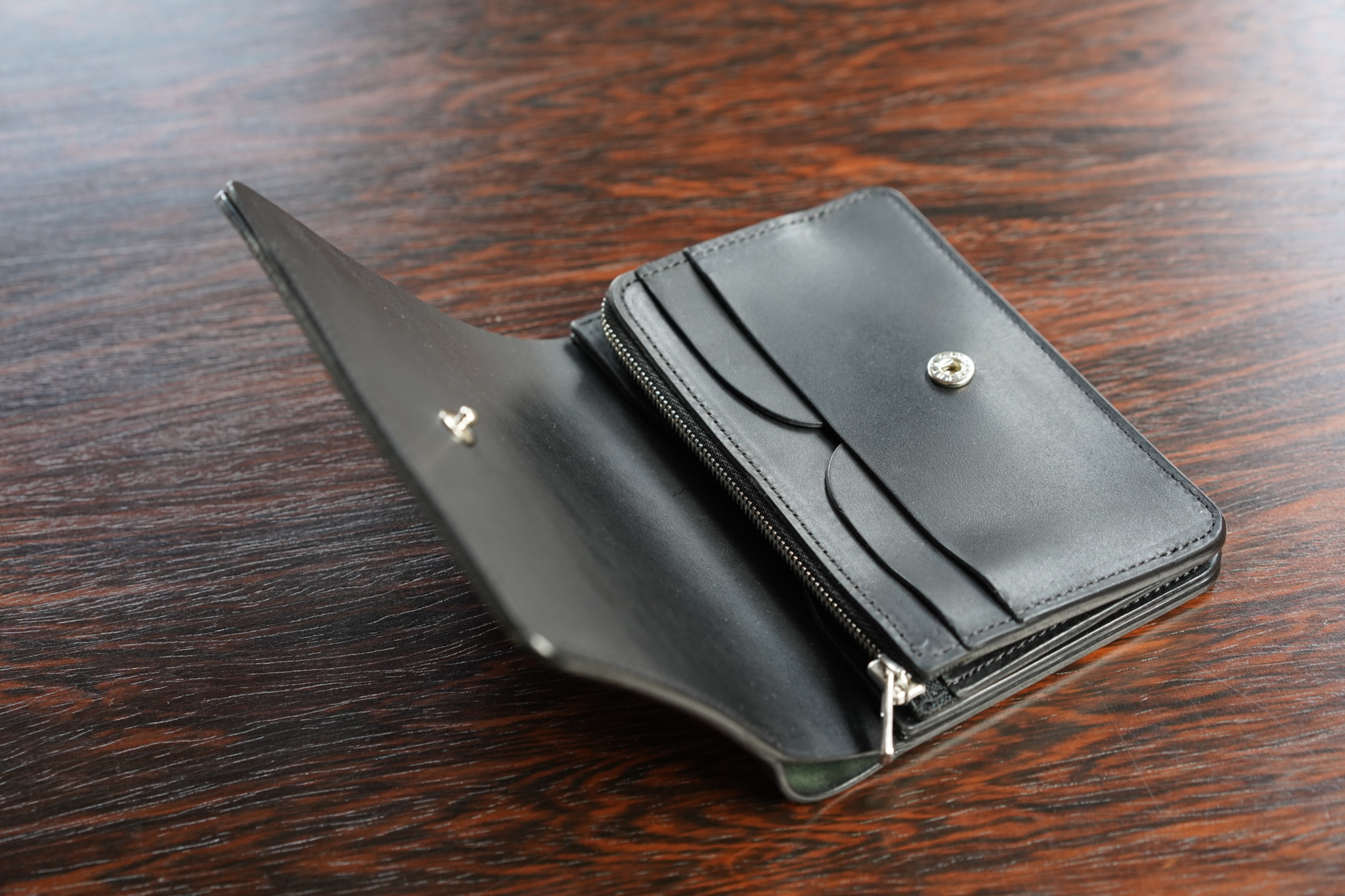 forme 2022ss short wallet Exclusive Roxanne